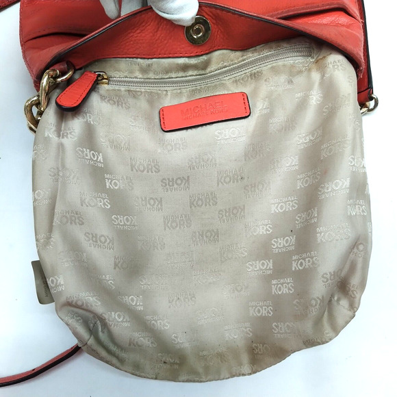 Michael Kors Hamilton Red Leather Zipper Closure Crossbody Bag - Picture 11 of 16